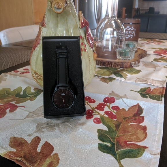 Atypical man black watch - Picture 2 of 3